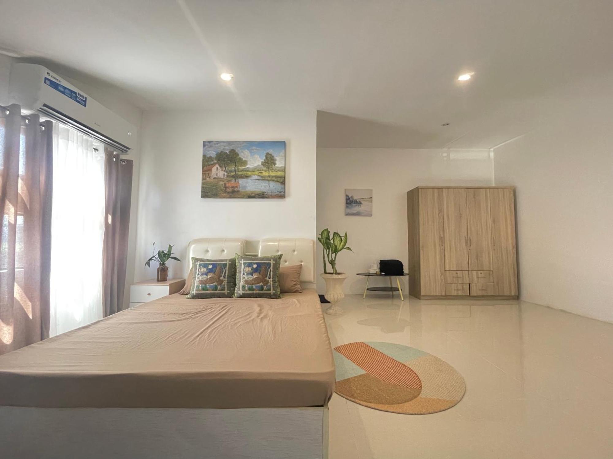 The Penthouse Suite Мактан Екстер'єр фото