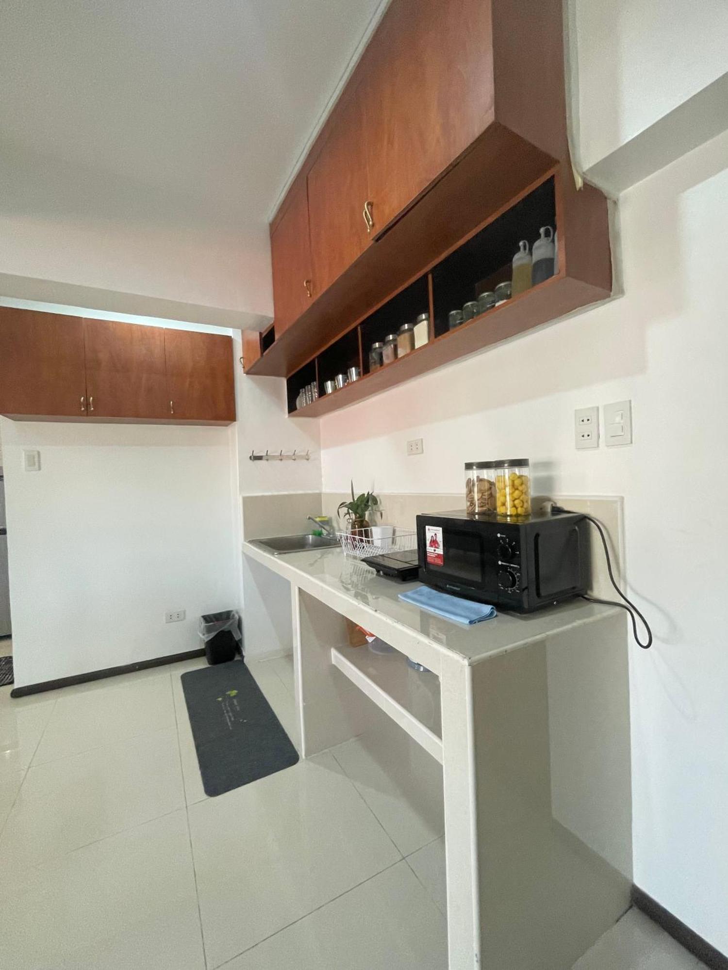 The Penthouse Suite Мактан Екстер'єр фото