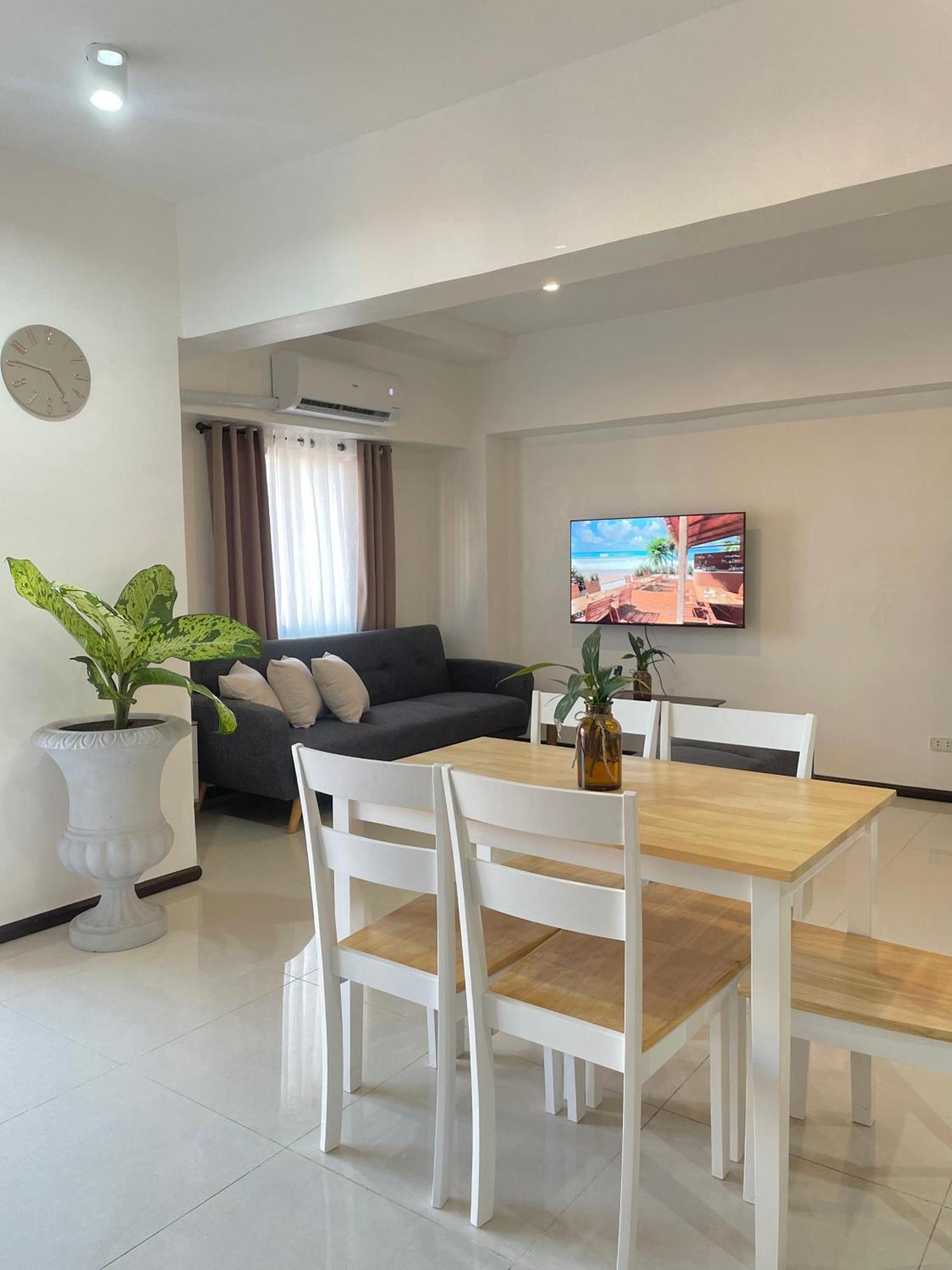 The Penthouse Suite Мактан Екстер'єр фото