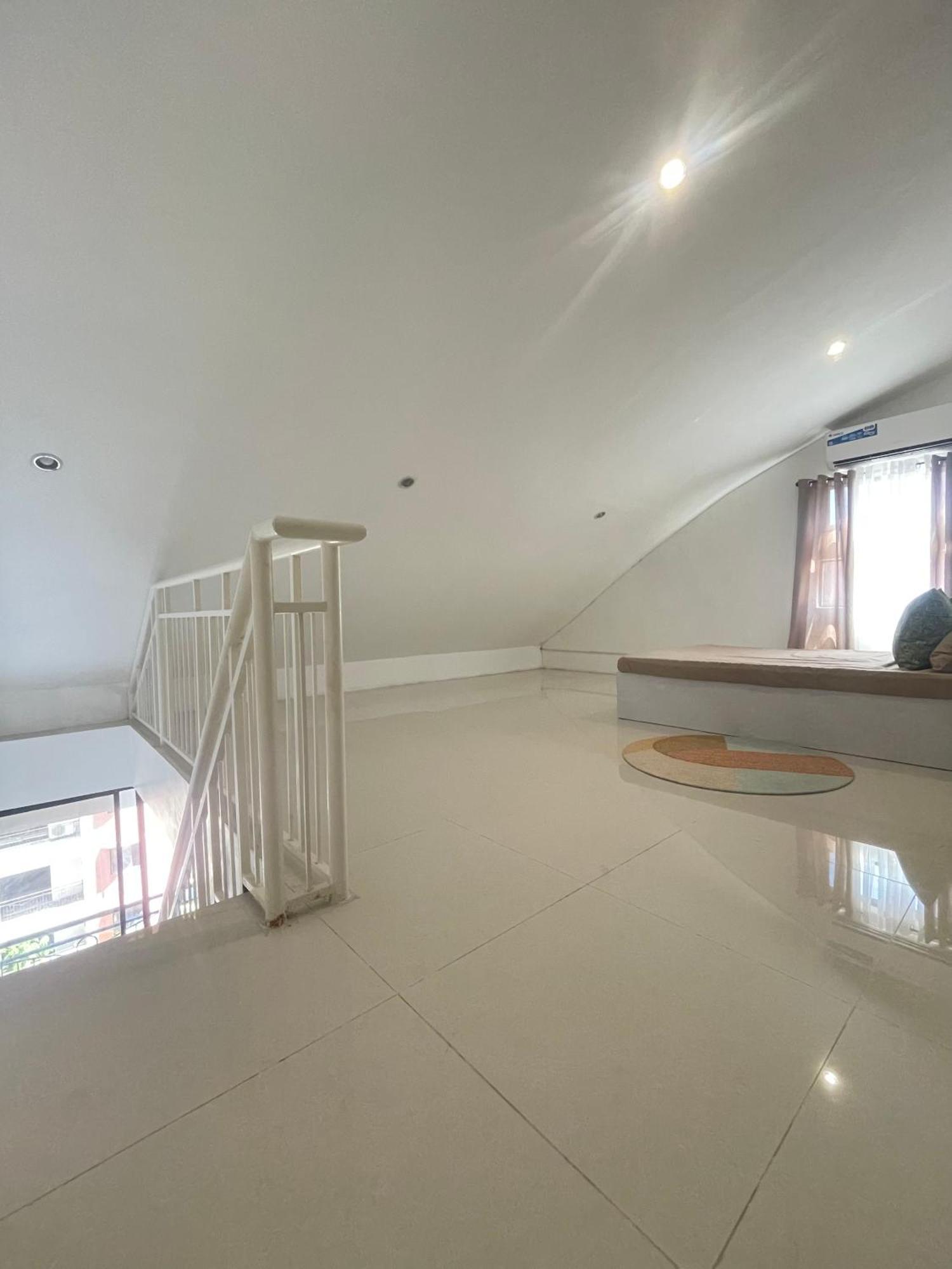 The Penthouse Suite Мактан Екстер'єр фото